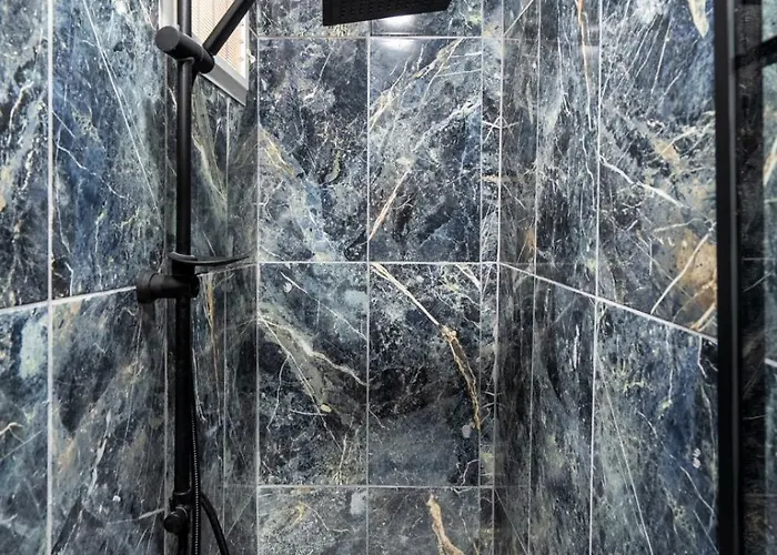 アパートホテル The Palm Suits 3*