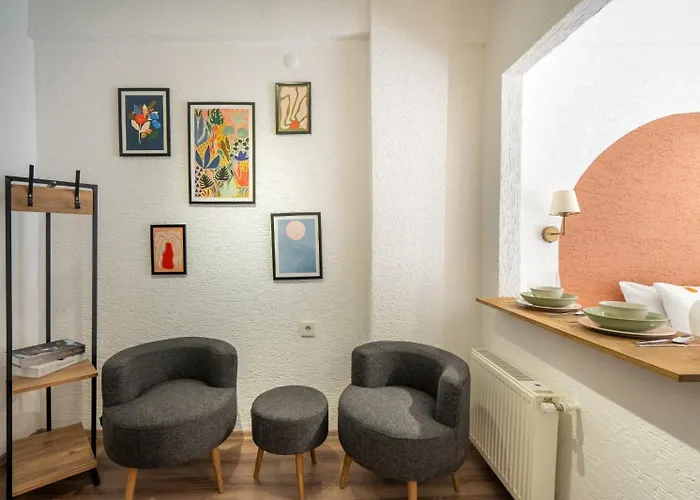 The Palm Suits アパートホテル イスタンブール