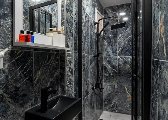 The Palm Suits 3* イスタンブール