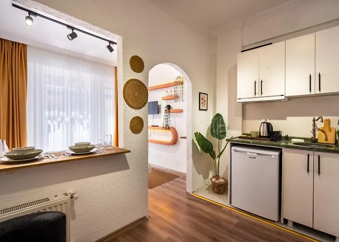 The Palm Suits アパートホテル 3*